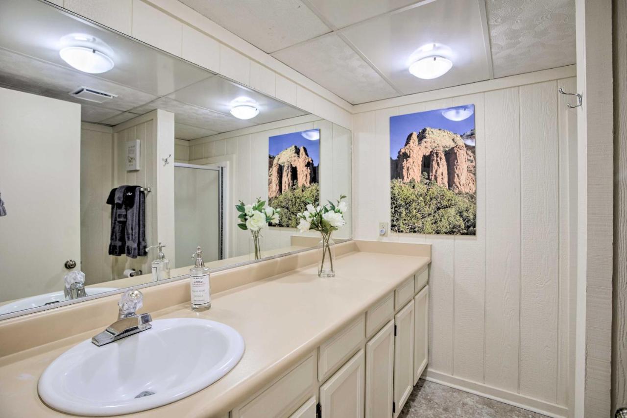 Sedona Hideaway With Swim Spa And Private Tavern! Exterior photo